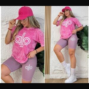 ALO Yoga set Women's Pink and Purple Bike Shorts